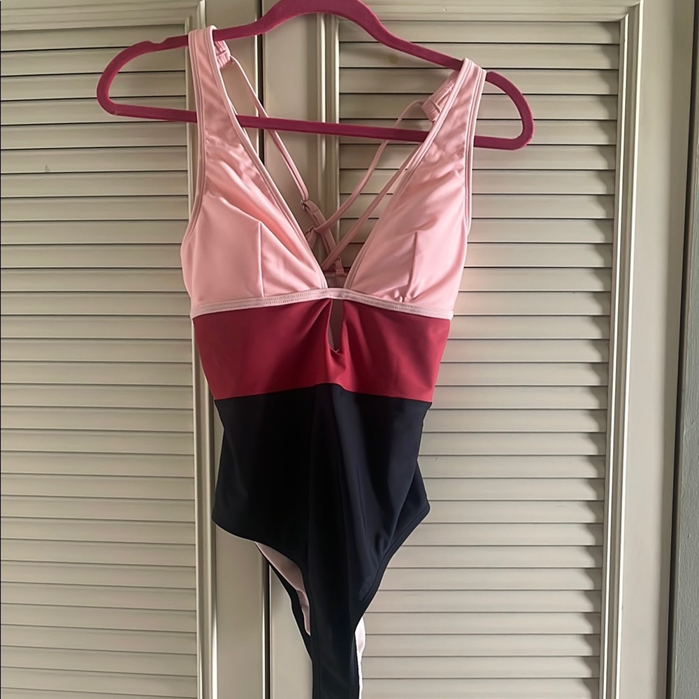 Cupshe Pink and Black One Piece Swimsuit